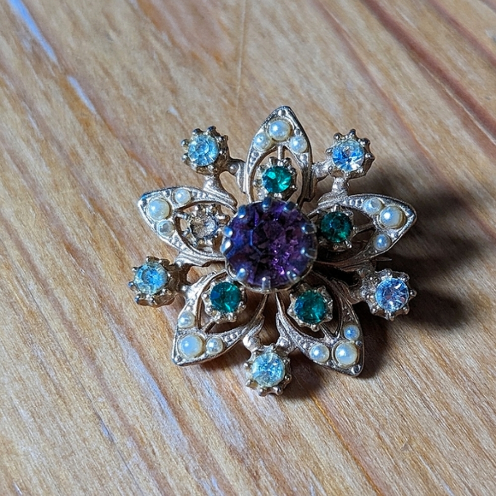 Vtg Rhinestone Pin